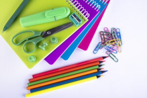 Kırtasiye ürünleri fiyatları ve okul malzemeleri ile bütçenizi optimize edin. Eğitimde kaliteyi koruyarak fiyat baskısını dengeleyin.